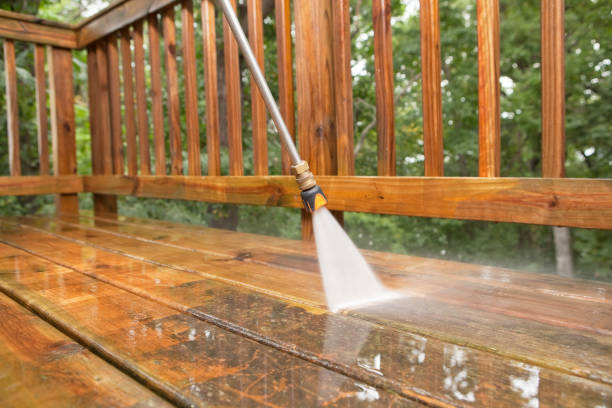 Fence Pressure Washing in Niagara, WI